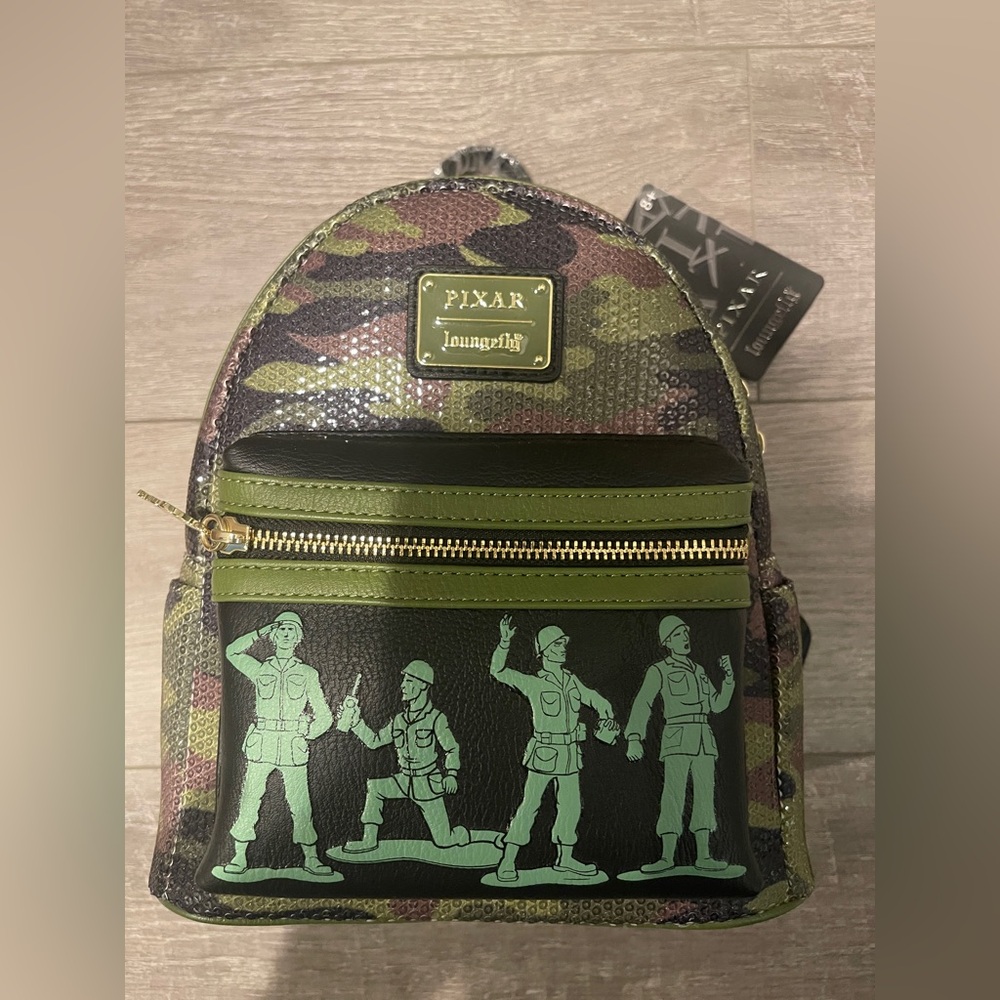 Loungefly Disney Pixar Toy Story Army Men Soldiers Sequin Mini Backpack NWT - Picture 5 of 5